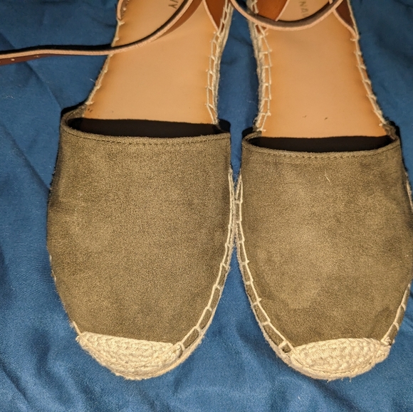 Espadrille Sandals for Women - Picture 2 of 8